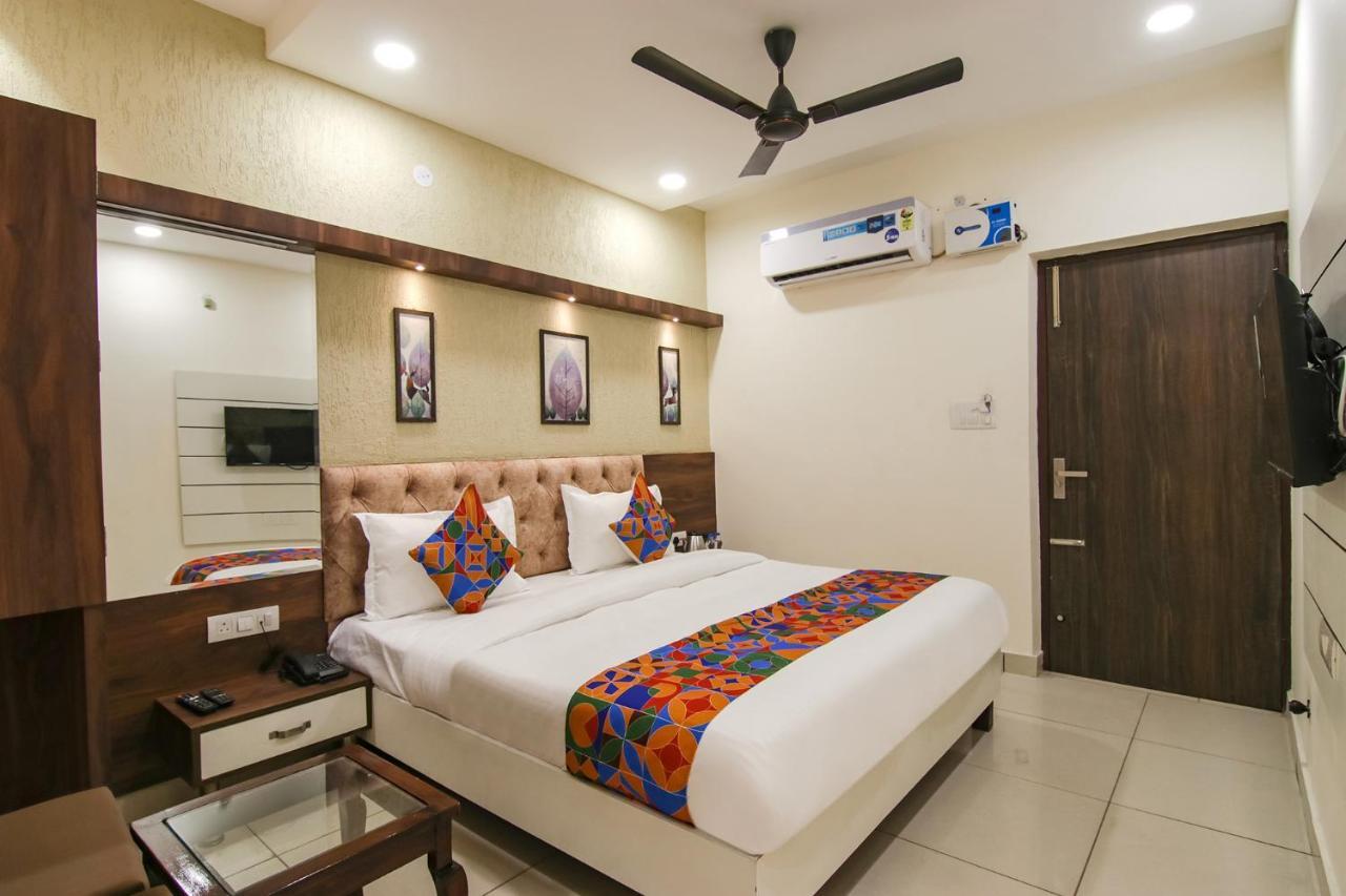 Fabhotel Spring Amritsar Exterior photo